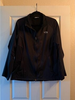 The North Face Women’s Navy Blue Soft Shell Jacket